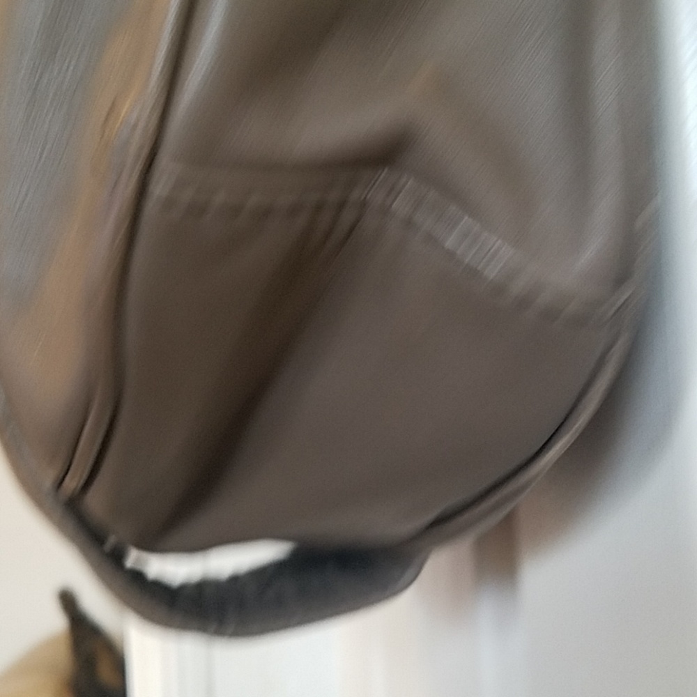 Handbag - Picture 4 of 8